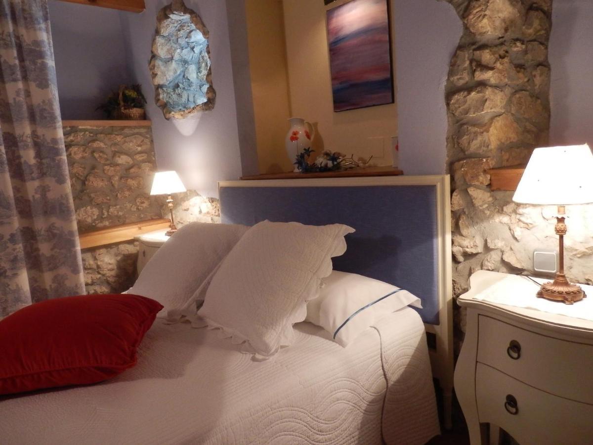 Posada El Salin Hotell Muñorrodero Exteriör bild